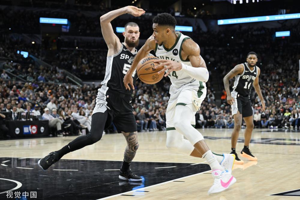 赛上座率提 赛上座率提