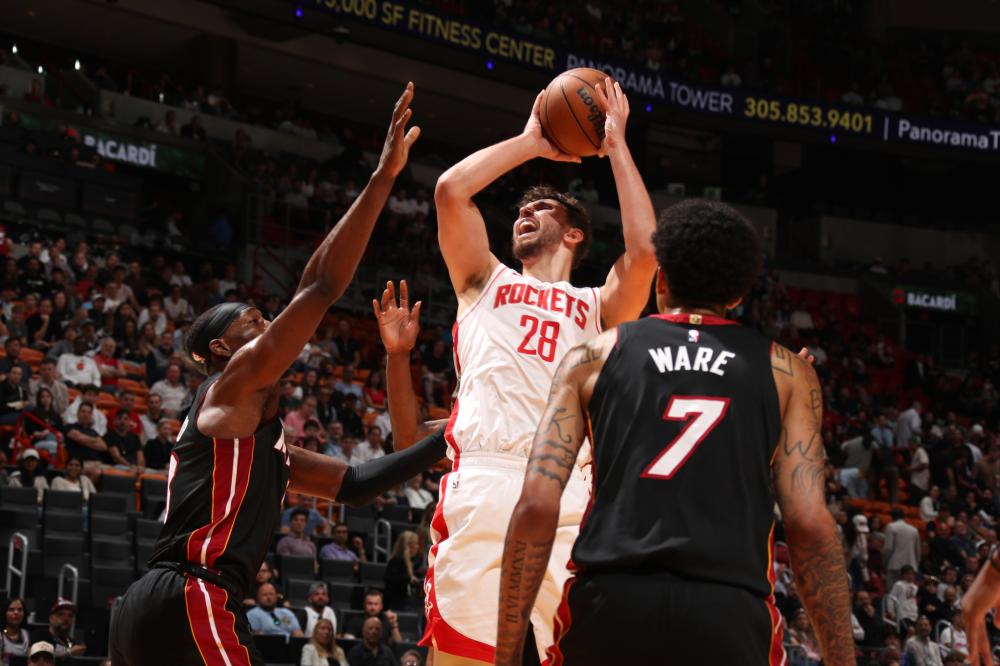 超过5万人 超过5万人