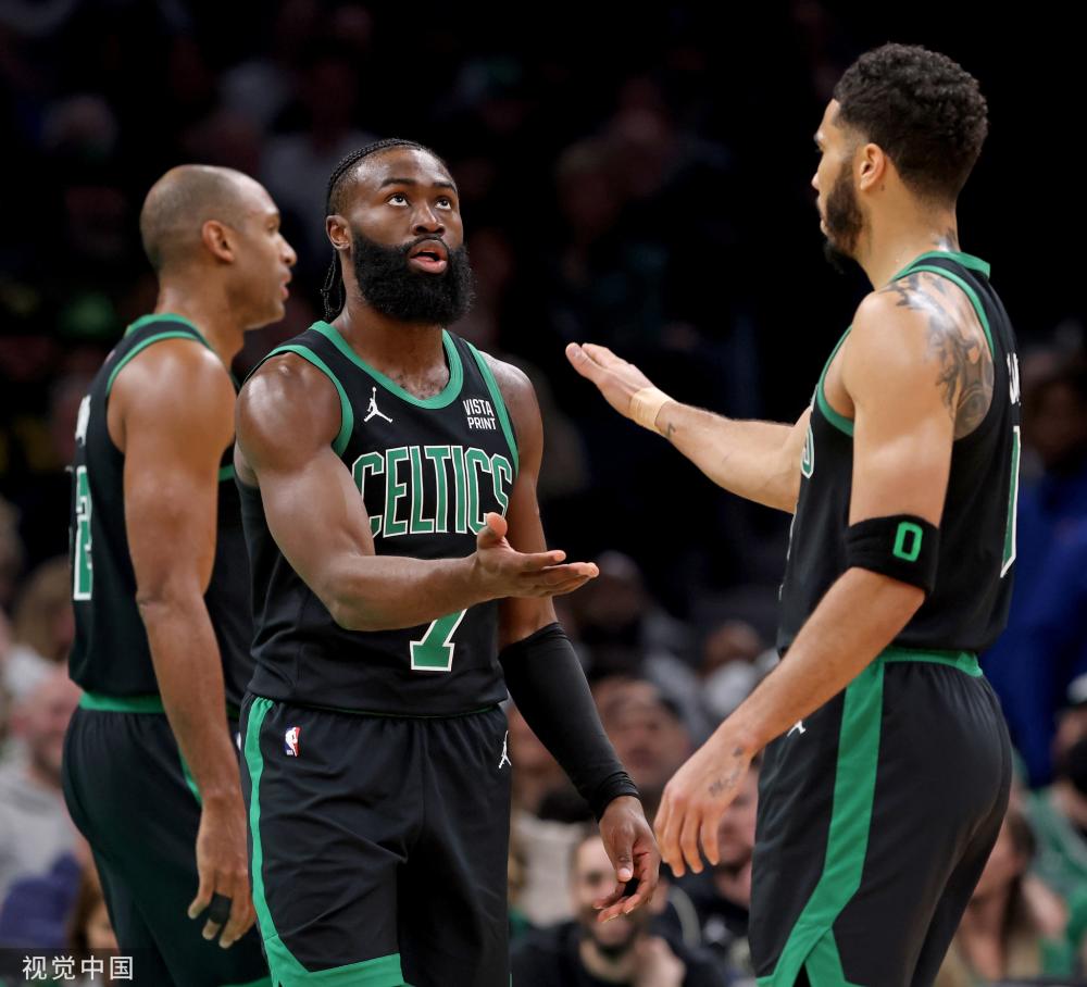 在现代竞技 在现代竞技